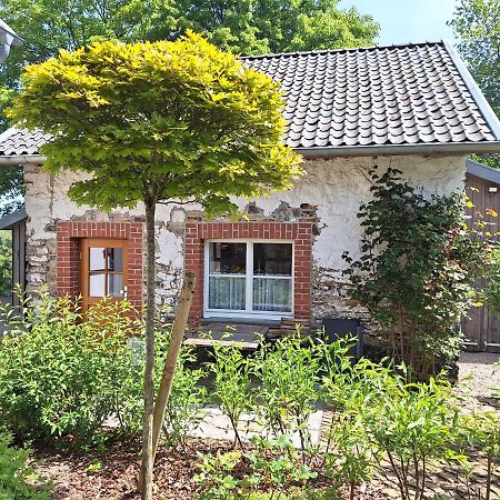 Ferienhaus Altes Backhaus Рётген Экстерьер фото